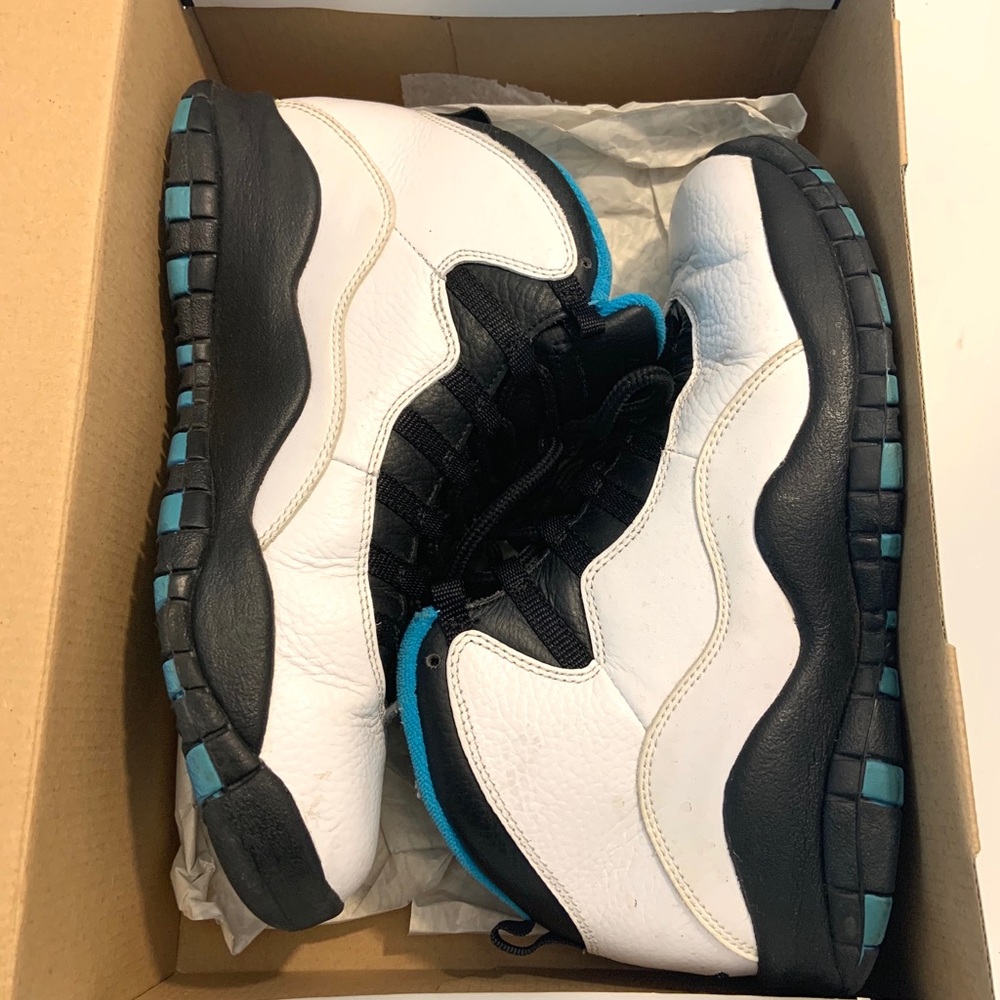 Retro Jordan 10s Powder Blue